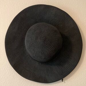 NWOT Wallaroo Wide-Brim  Sun Hat